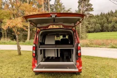 tourneo-transit-custom-campingmodule-heckauszug-riva-02