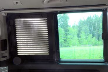 Lüftungsgitter Schiebefenster PREMIUM für VW T5 / T6 - Beifahrerseite