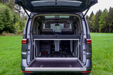 VanEssa Riva rear pull-out in Volkswagen bus extended