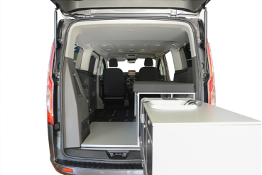 VanEssa Arco system with kitchen on heavy-duty pull-out in the Ford Custom