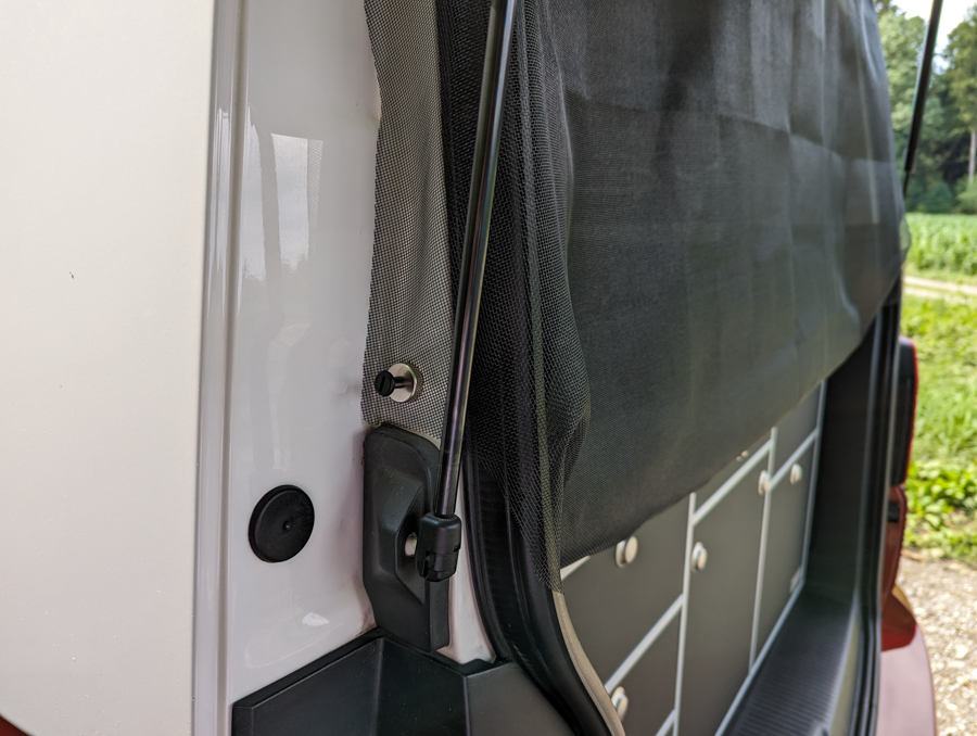 Fliegengitter Magnetisch für Outdoor SUV Auto Heck Moskitonetz Auto  Heckklappe Netz Anti-Moskitos Tragbar Winddicht Heckzelt Sonnenschutz  Bildschirm für SUV Camping Selbstfahrer : : Auto & Motorrad