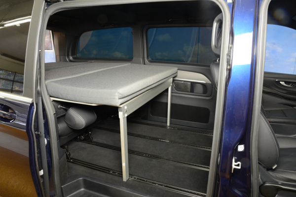 VanEssa van sleeping system in the Mercedes V-Class side view
