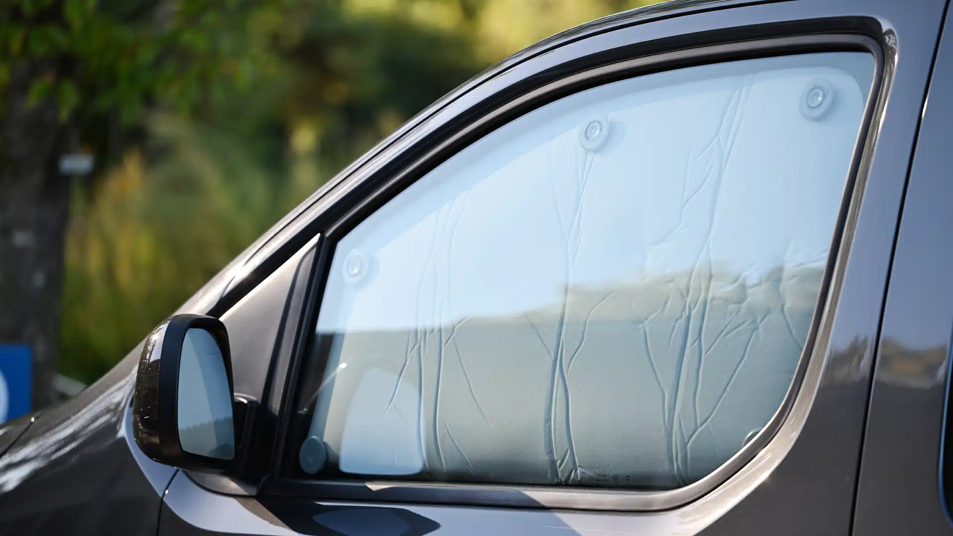 Zafira life Vivaro C PSA Stellantis camping modules installation accessories blackout front Black Edition