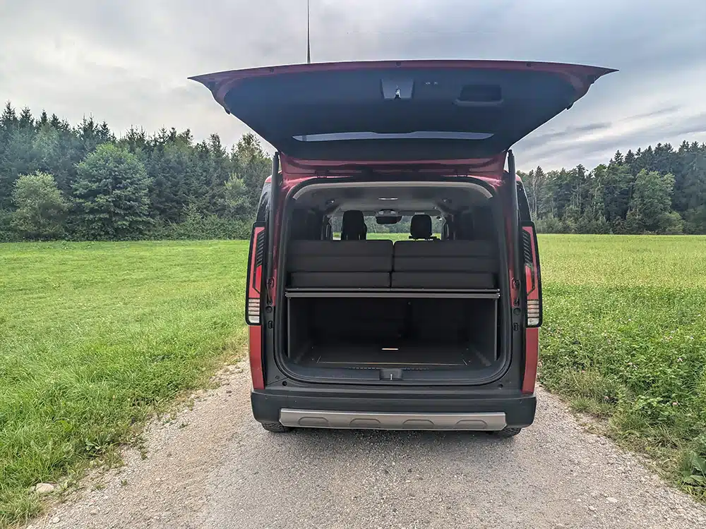 Kia PV5 als Camper mit Campermodulen von VanEssa