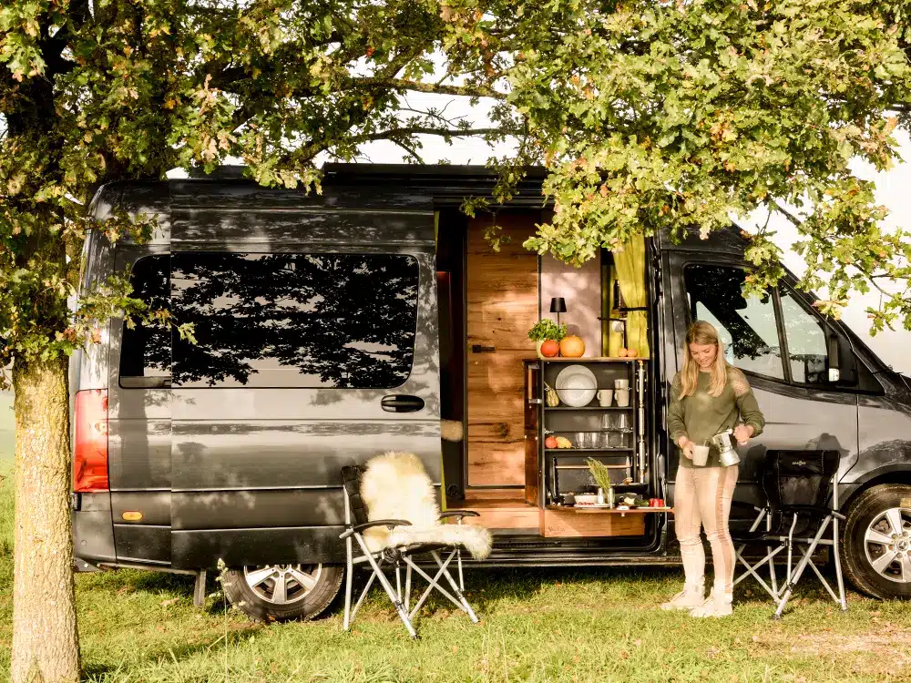 Sprinter Camper mit knapp 6 Meter Fahrzeuglänge