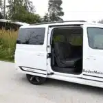 Caddy und Caddy Maxi 5 Schlafsystem Surfer geteilt im Packzustand Rückbank hochgeklappt