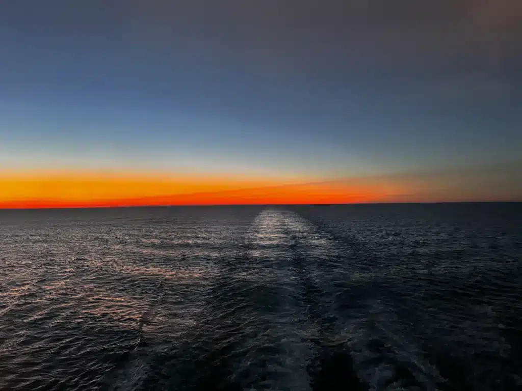 VanEssa Camper auf Reisen durch Island