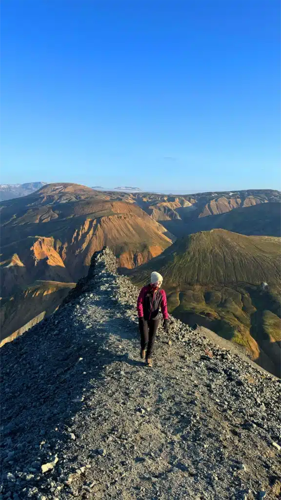 VanEssa Camper auf Reisen durch Island
