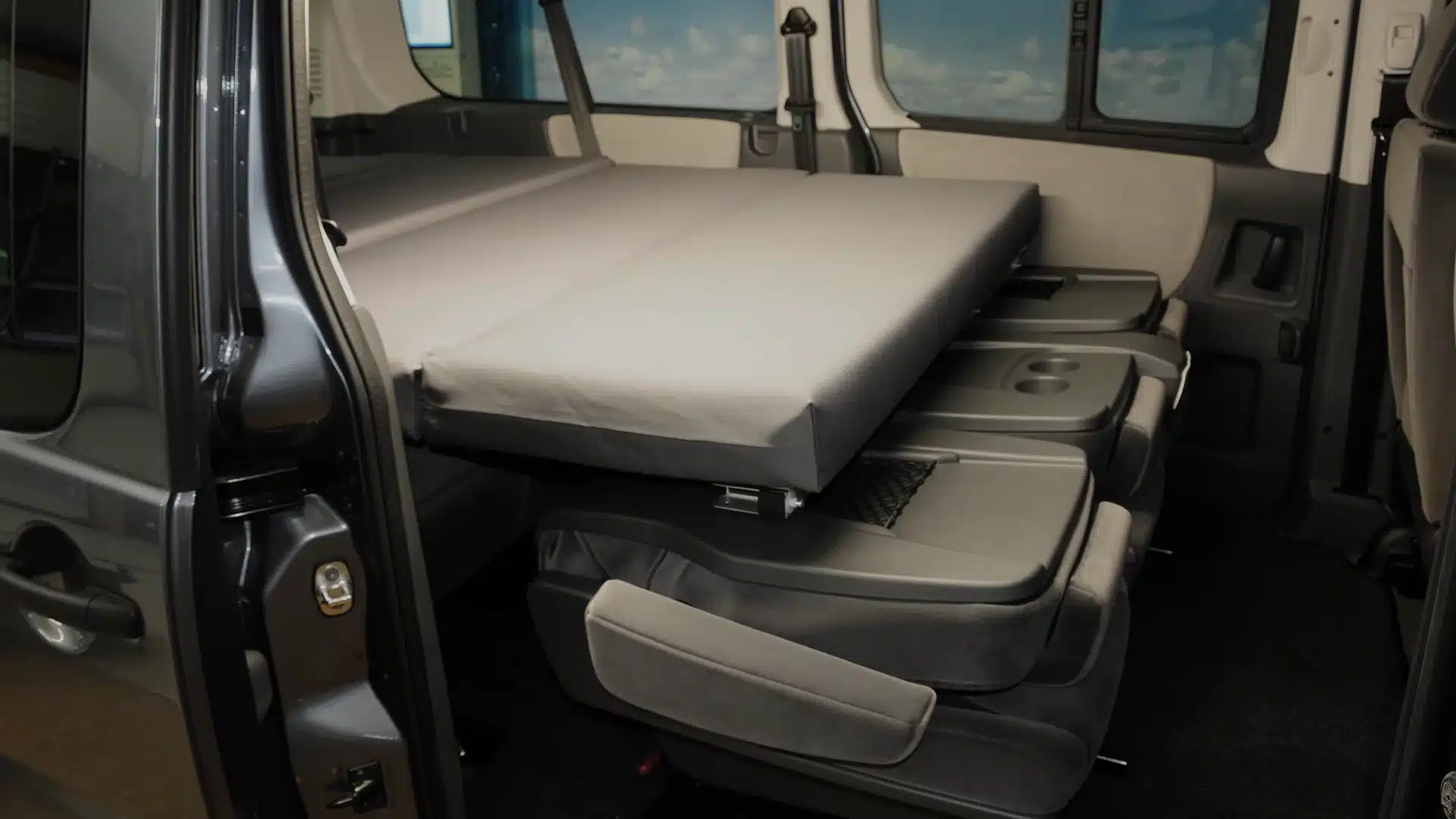 Jumpy 2 Campingmodule Einbau Schlafsystem Van mit Sitzen