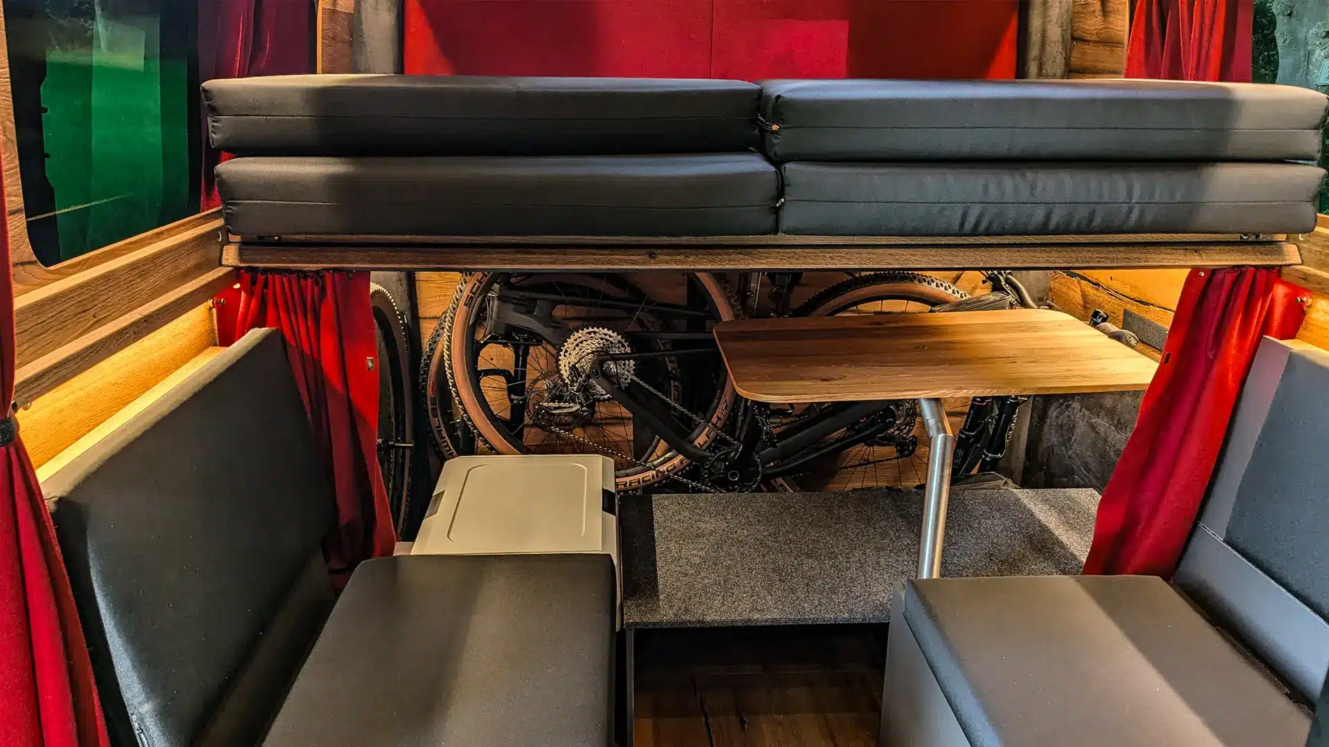 Sprinter VanEssa Camperausbau