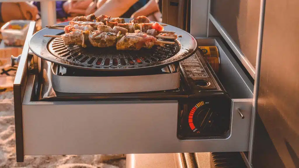 NV200 Evalia camping accessories