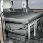 Traveller Expert 3 Campingmodule Einbau Schlafsystem zur Küche Surfer geteilt Doppelbett mit Rücksitzen