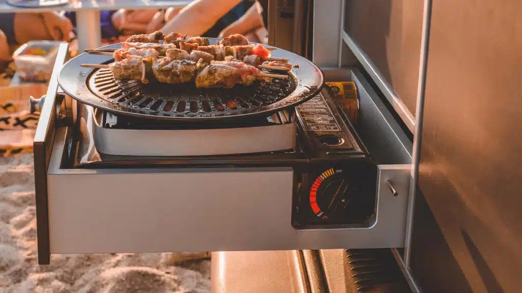 Alhambra 2 camping accessories