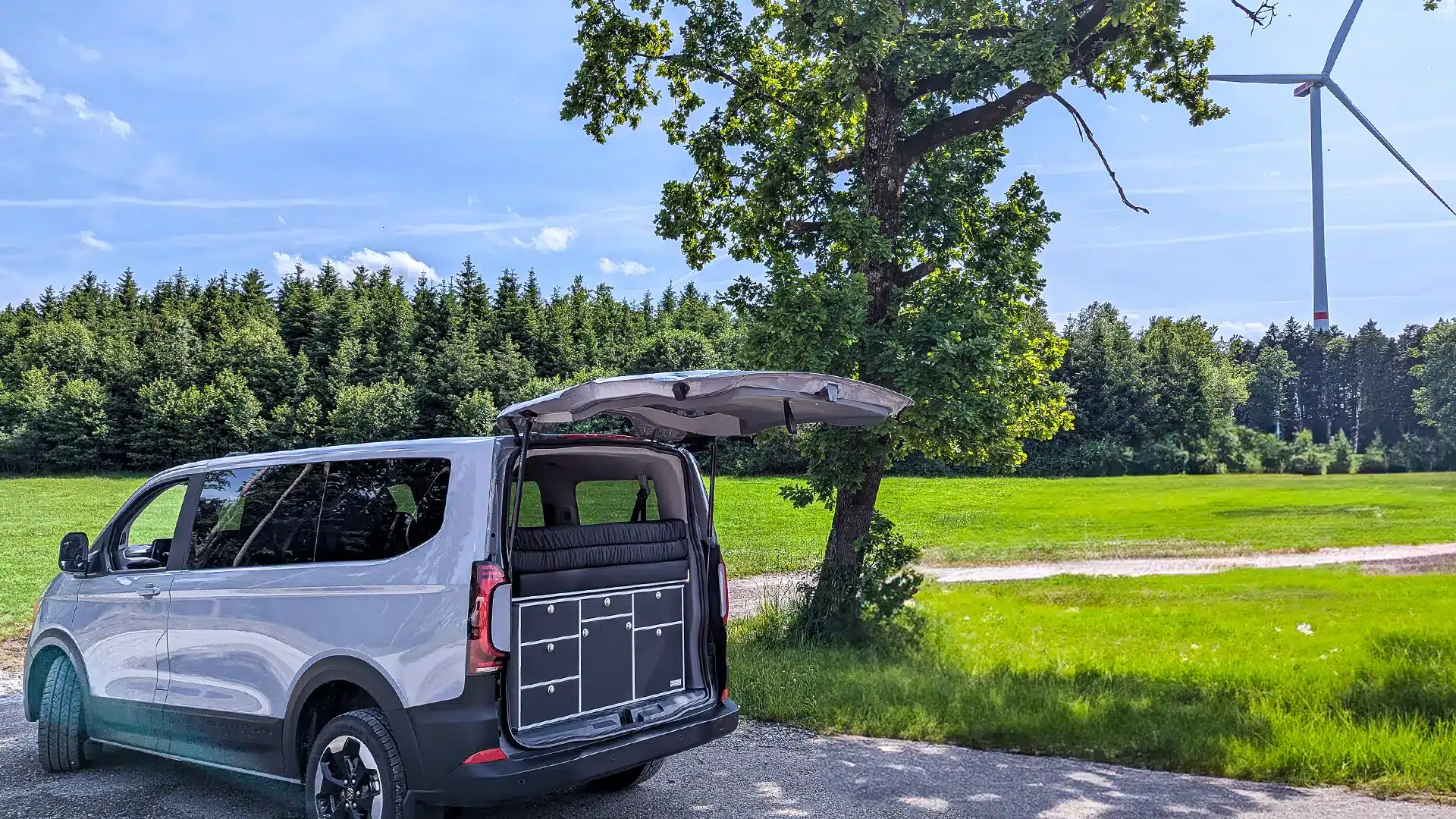 Transporter Caravelle camping modules rear kitchen and Surfer sleeping system