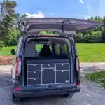 Transporter Caravelle installation camping modules sleeping system Surfer to kitchen