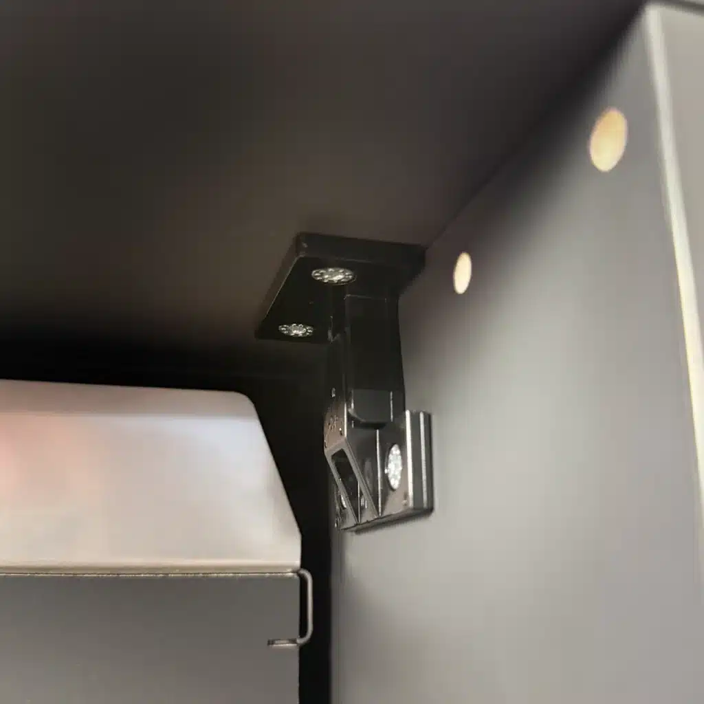 Keku Clips on the back kitchen.