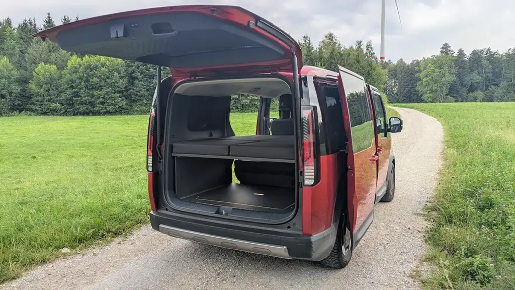 Kia PV5 als Camper mit Campermodulen von VanEssa