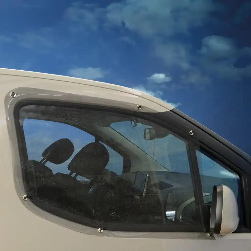 Mosquito net with magnets on Berlingo 3, Rifter, Combo E and Proace City