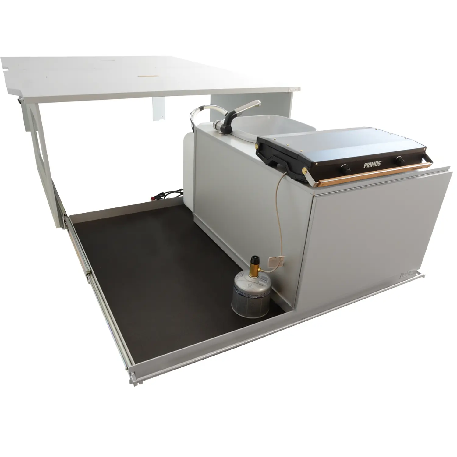 Heckauszug Riva im Mercedes Van mit Schlafboard Surfer und Kuechenmodul