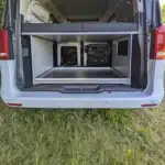 Heckauszug Riva im Mercedes Van Ladeflaeche