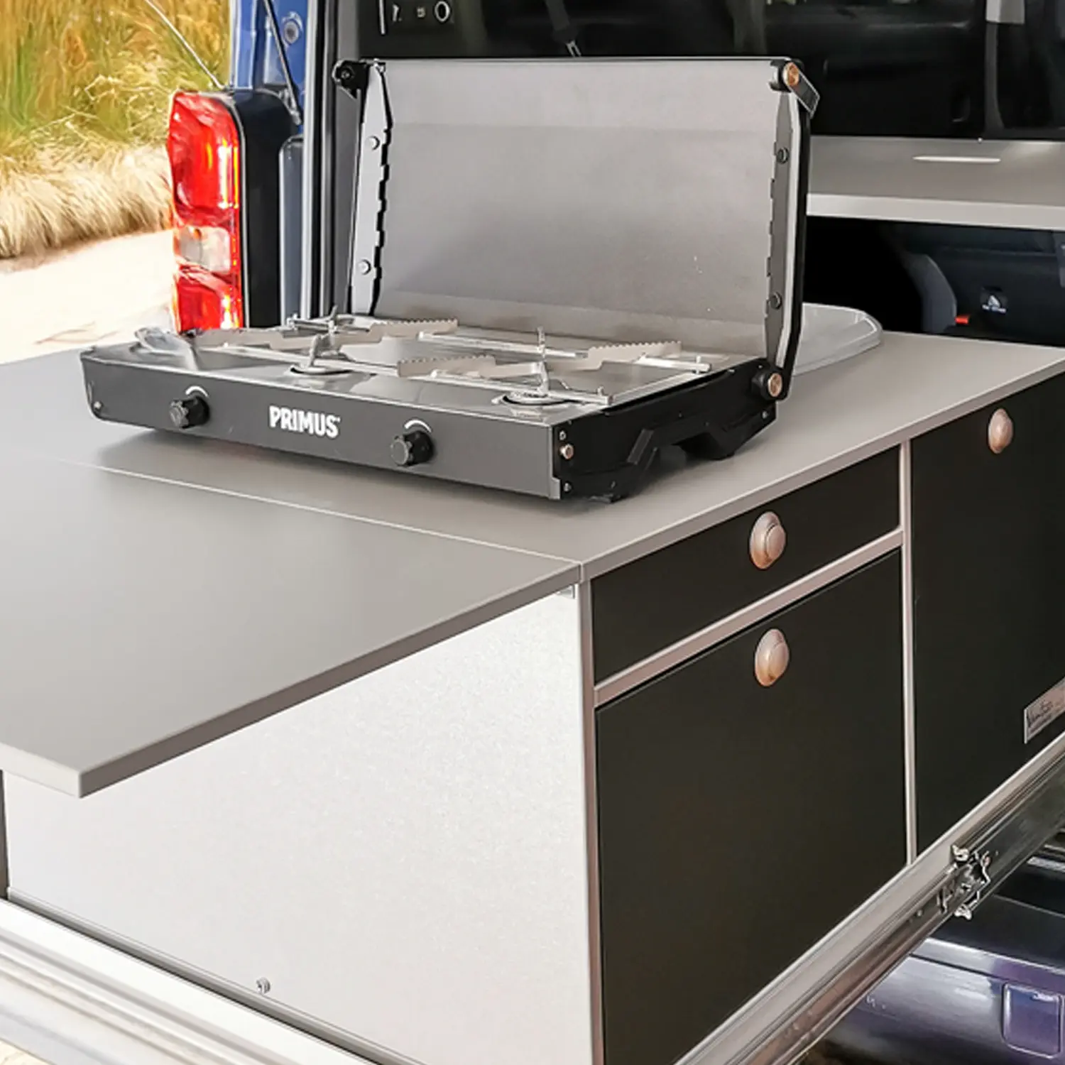 Heckauszug Riva im Stellantis PSA Van Primus Kocher