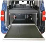 Heckauszug Riva im Stellantis PSA Van ausgefahren