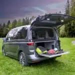 Heckauszug Riva im Volkswagen T7 Multivan Klettern