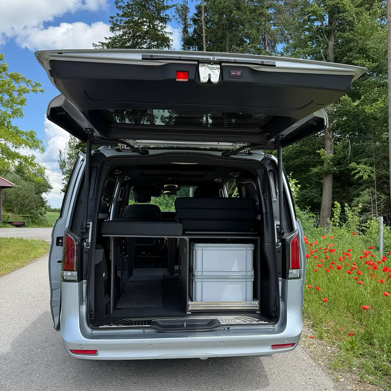 arco-system-graphit-mercedes-heckansicht