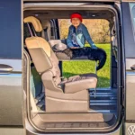 Arco system in VW T7 Multivan single bed sideways with seat