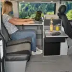 Oslo Kuechenmodul Silber Schwarz-matt mit Laptop