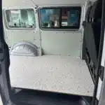 VanEssa Bodenplatte mit Pünktchen PVC Belag seitlich