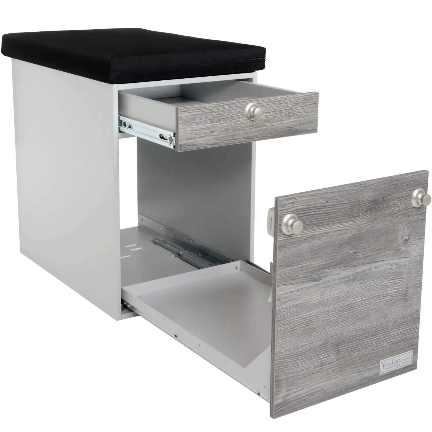 Bettverlaengerung Innenraummodul Schubladen offen mit Kuehlbox-Auszug