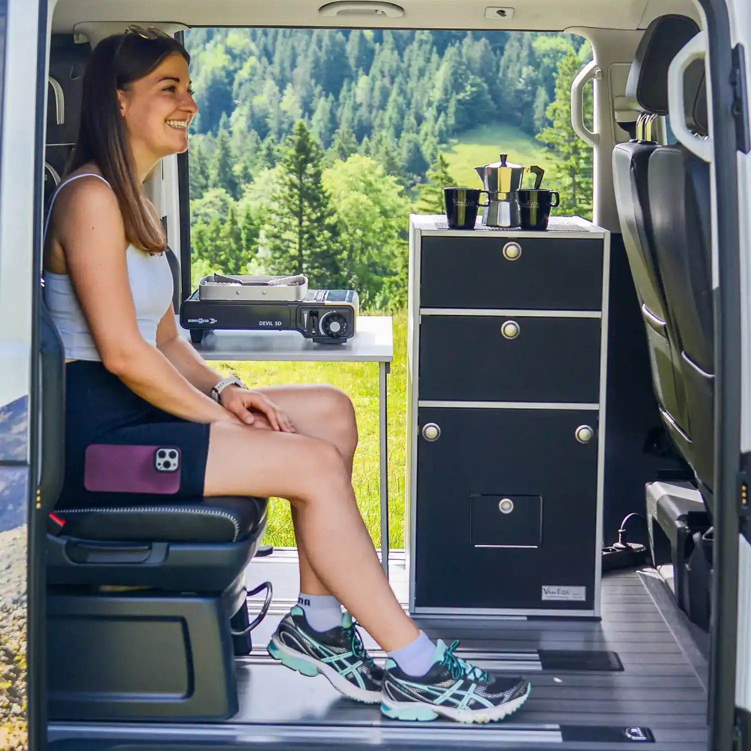 Modulturm WC body silver black matt in the VW bus on the mountain