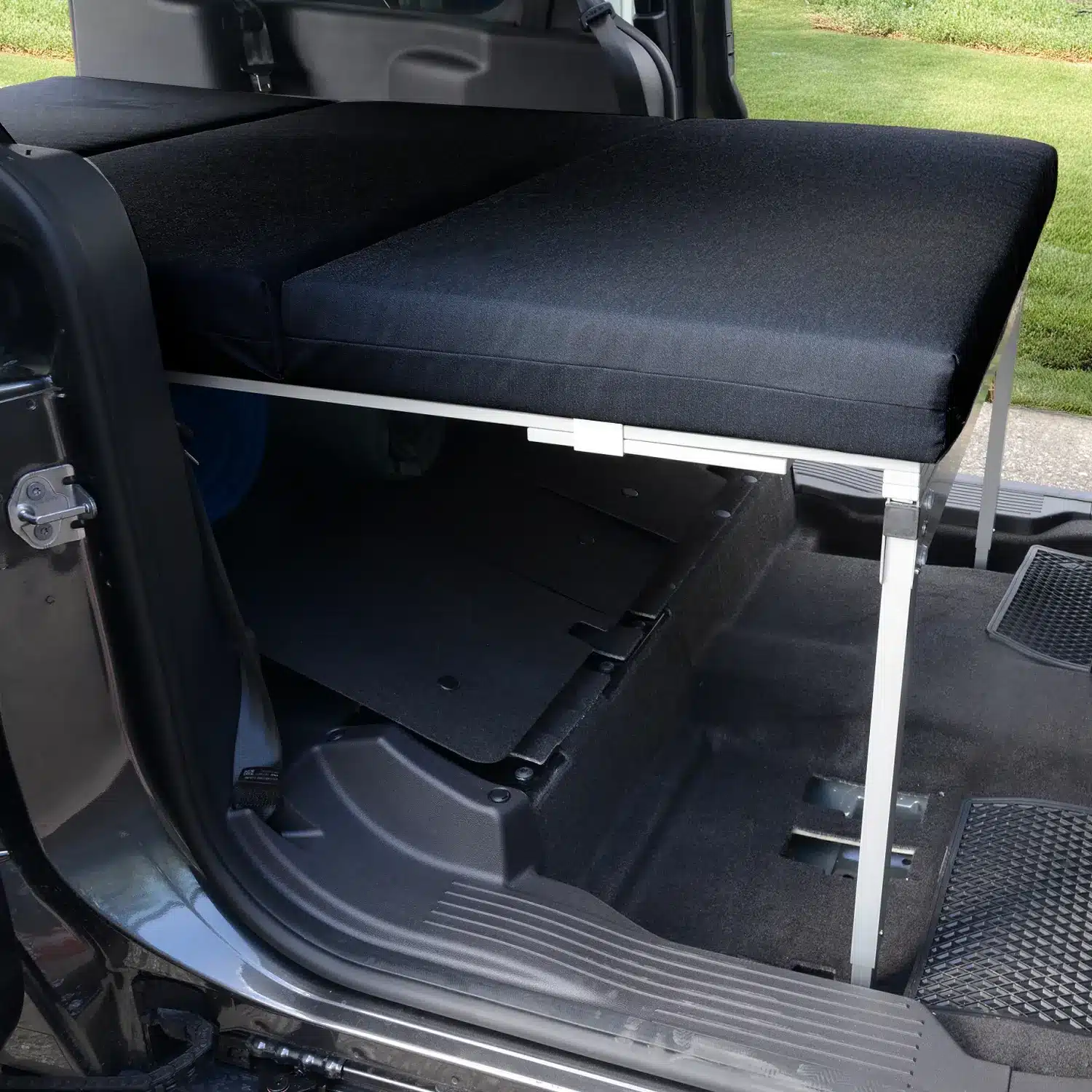 VanEssa Schlafsystem Ford Tourneo Connect II langer Radstand seitlich