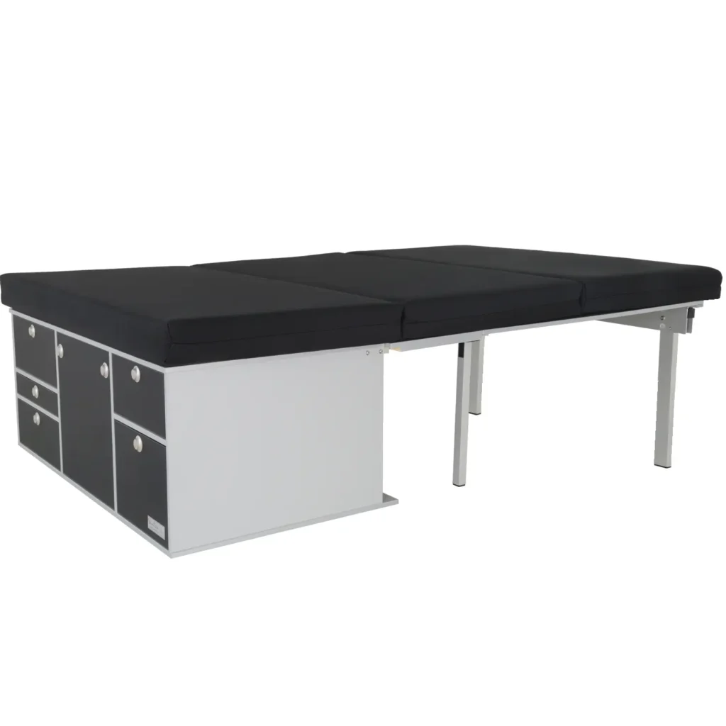 Schlafsystem zur Küche Dacia Dokker aufgebaut