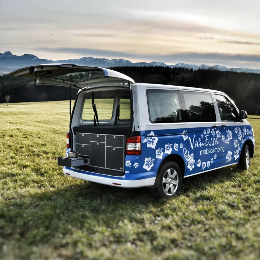 Sleeping system VW Transporter Caravelle T5 T6 with rear kitchen with mountain view