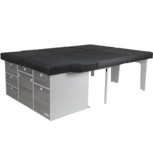 Schlafsystem Surfer geteilt zur Kueche aufgebaut