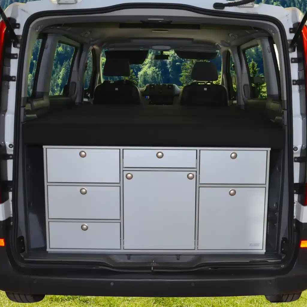 Schlafsystem Van zur Kueche Mercedes Heckansicht