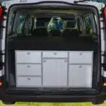 Schlafsystem Van zur Kueche Mercedes Heckansicht