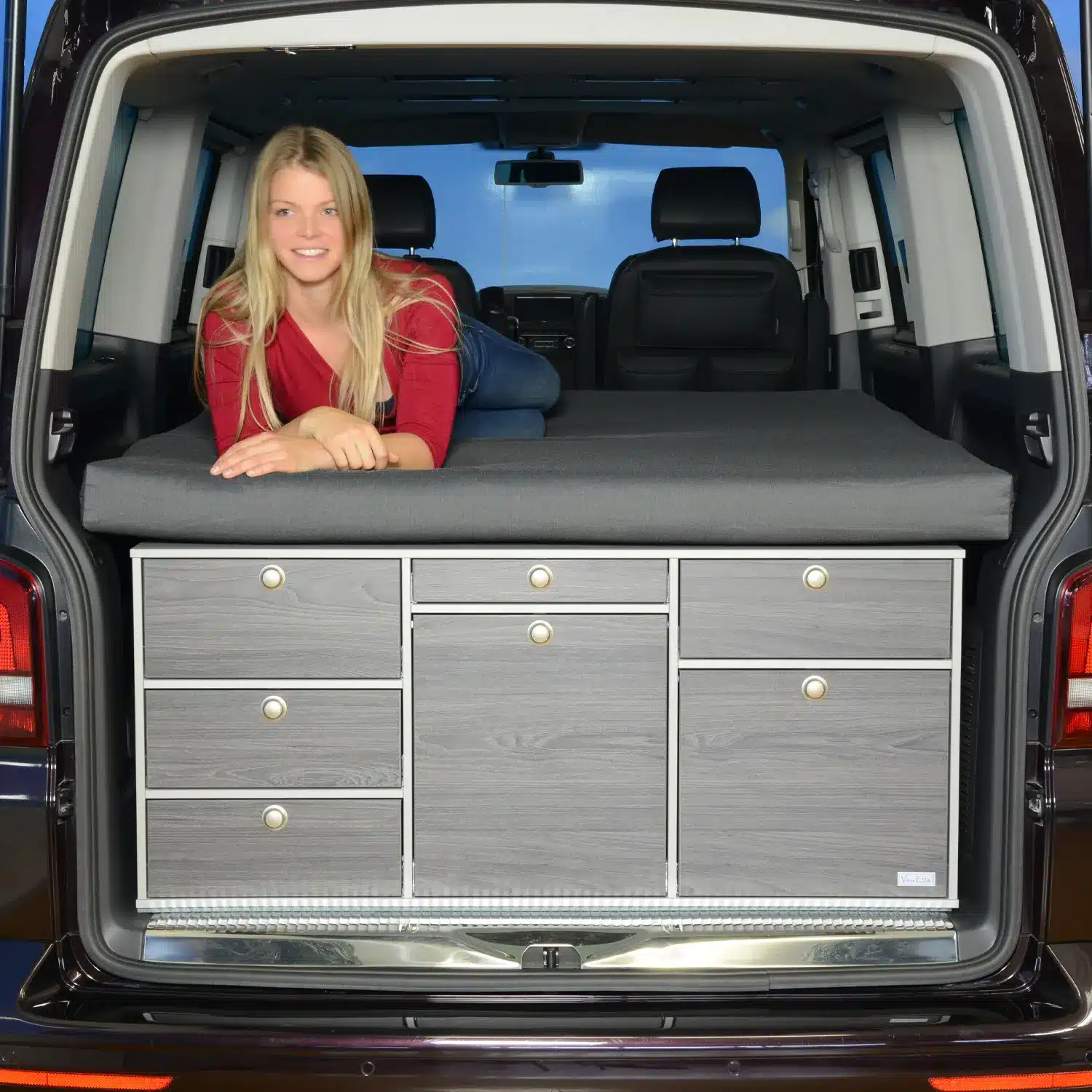 Schlafsystem Van zur Kueche VW T5 T6 Multivan Beach