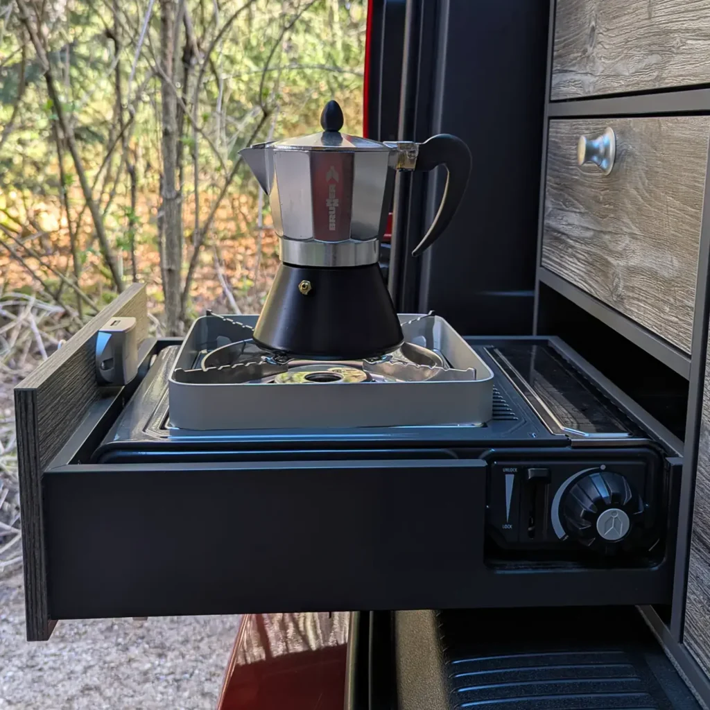 Brunner Espressokocher MC MOKA 6 in VanEssa Heckkueche