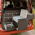 Kompressor Kuehlbox Dometic CFF35 im Ford Tourneo Custom Heckkueche
