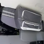 VanEssa Ford Custom Packtasche anthrazit im VW Transporter ab 2025 kurzer Radstand Fahrerseite von unten