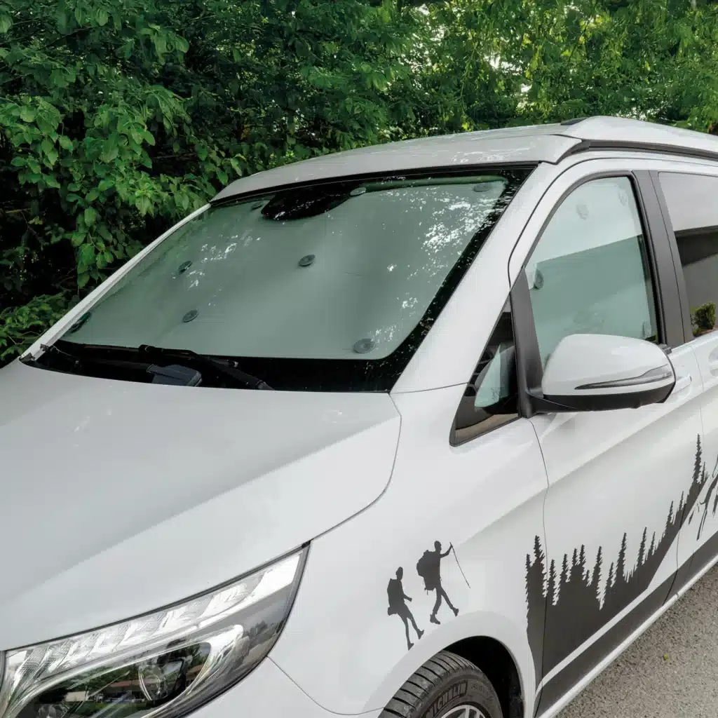 Verdunklung MB Black Edition Frontset Außenansicht