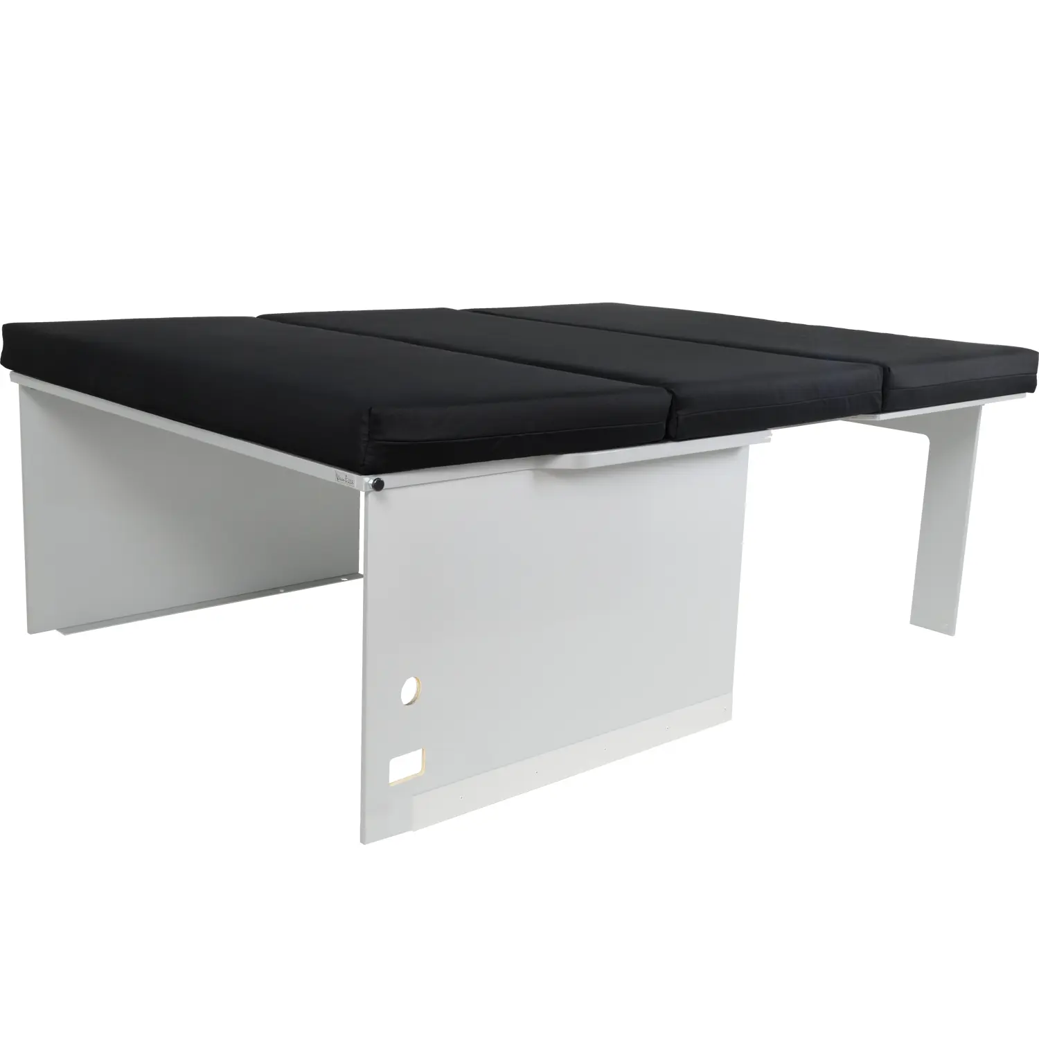 Caravelle from 2025 Surfer sleeping system installed