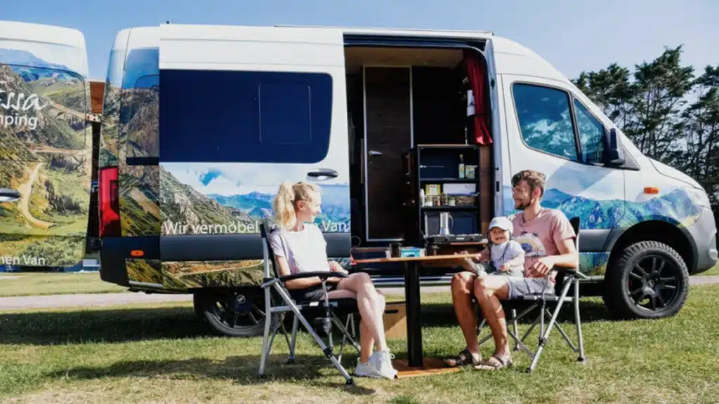 VanEssa Camper 2023 Mercedes Sprinter in Frankreich
