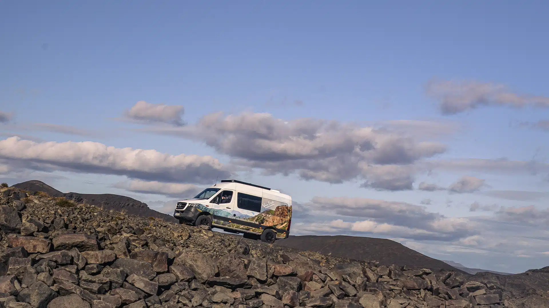 VanEssa Camper Mercedes Sprinter 2024 in Dänemark