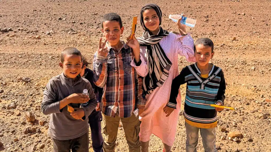 Mercedes Sprinterreise quer durch Marokko mit VanEssa Camper-Ausbau