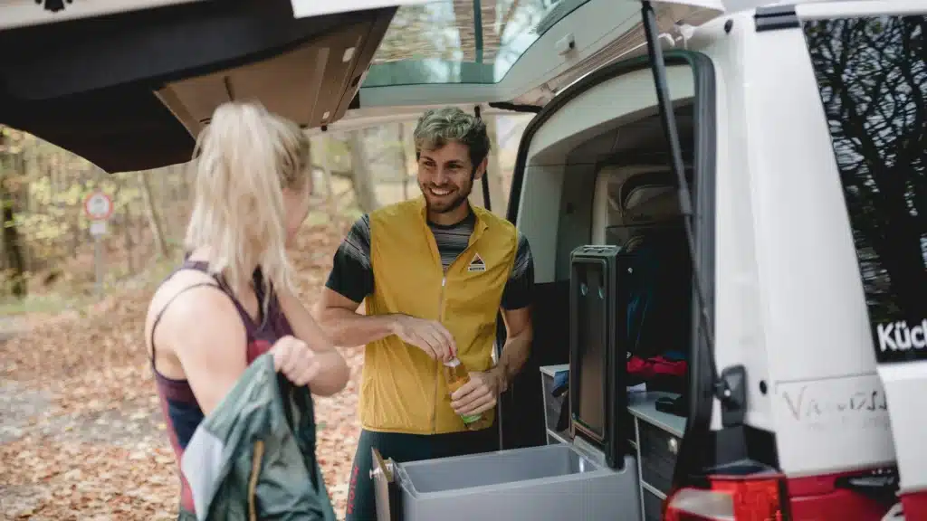 Wanderurlaub in Süddeutschland im VW T6 California Beach 2019 mit VanEssa Heckküche und Schlafsystem sowie Packtaschen